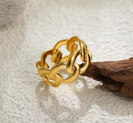 Classic Chain Rock Gold Ring-Vickis Jewelry