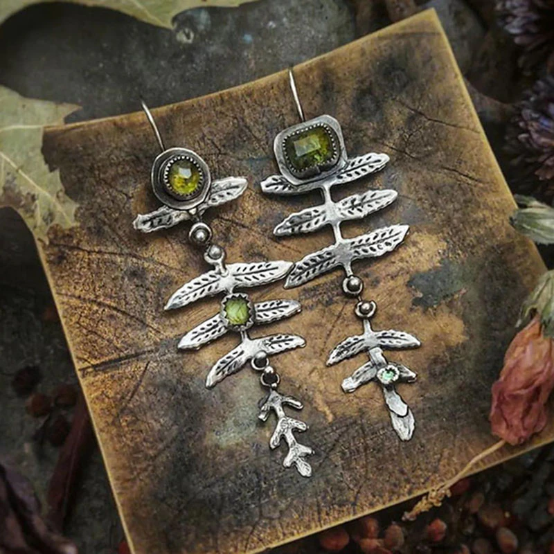 Vintage Nature Earrings in Silver-Vickis Jewelry